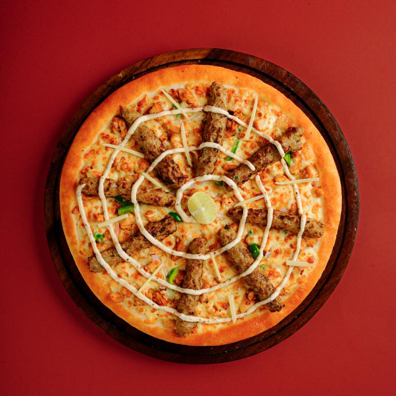 Chicken Seekh Kabab pizza